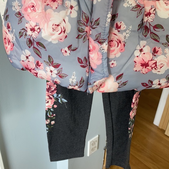 NWT toddler 3 piece outfit - size 4 - Picture 2 of 3